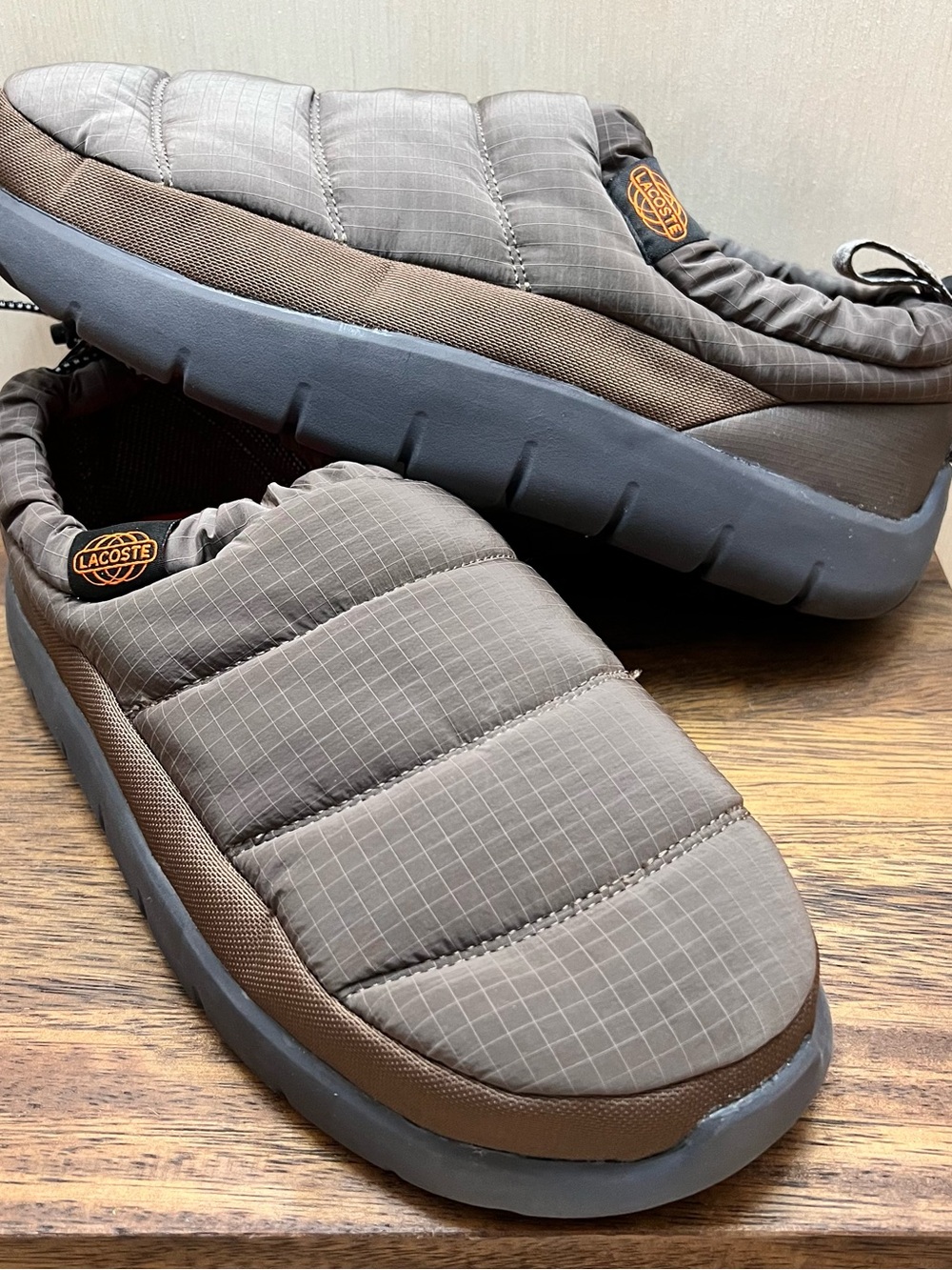 Lacoste Serve Slipper 224 2 CMA Men's Size 10 US Brown Quilted Puffy slide